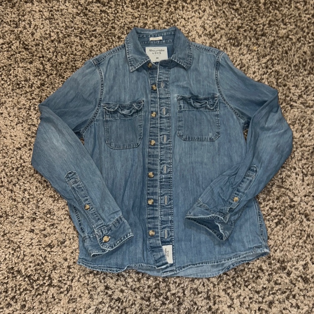 Abercrombie & Fitch Jean Shirt Size M